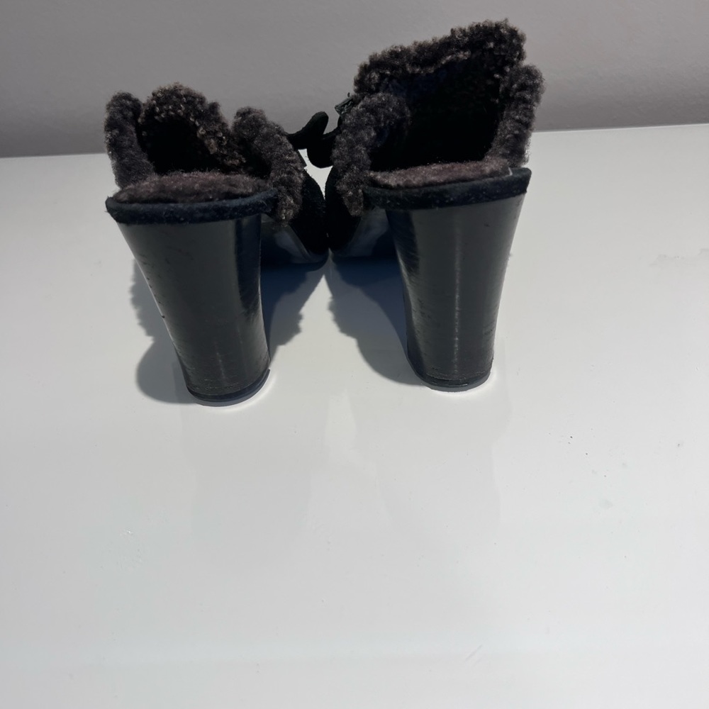 Stuart Weitzman fleece lined black suede mule. - Picture 5 of 7